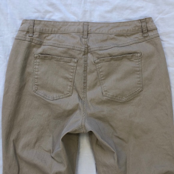 Terra & Sky 14W Petite Straight Khaki Pants - Picture 7 of 7
